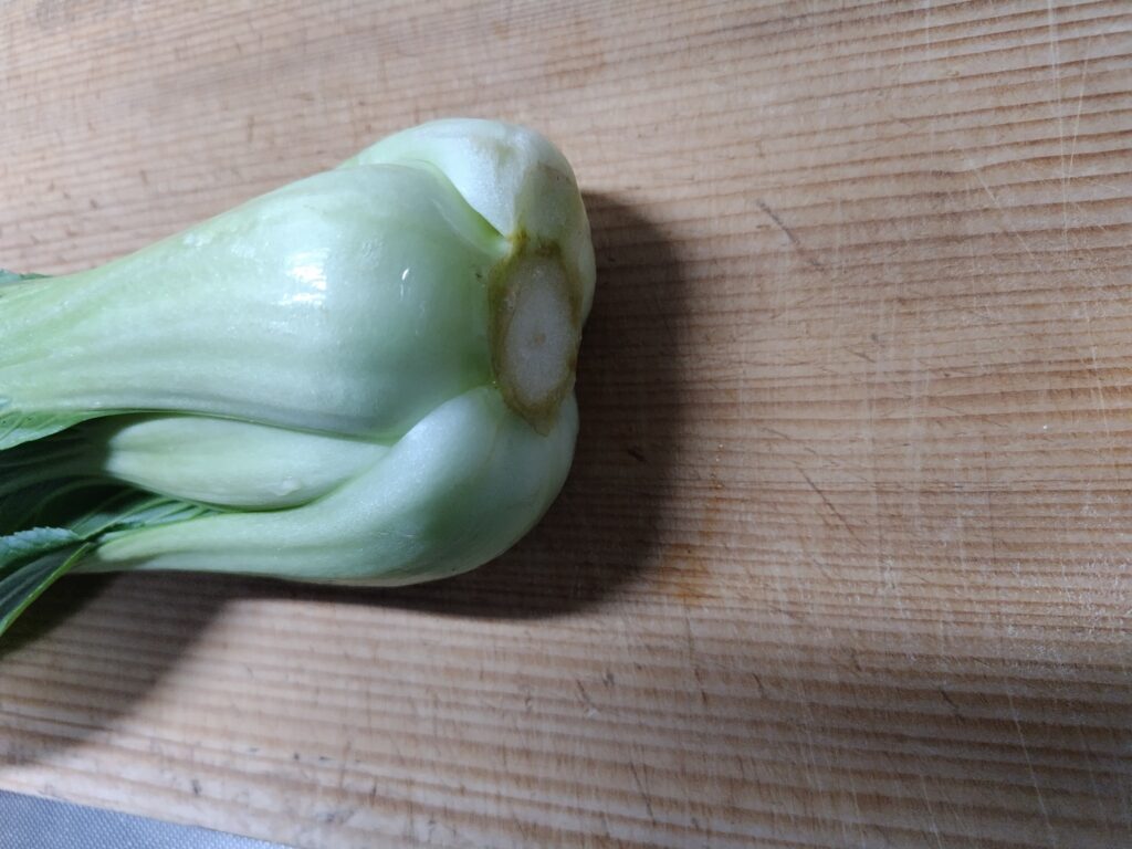 チンゲン菜 切り口にどっしり感があるもの