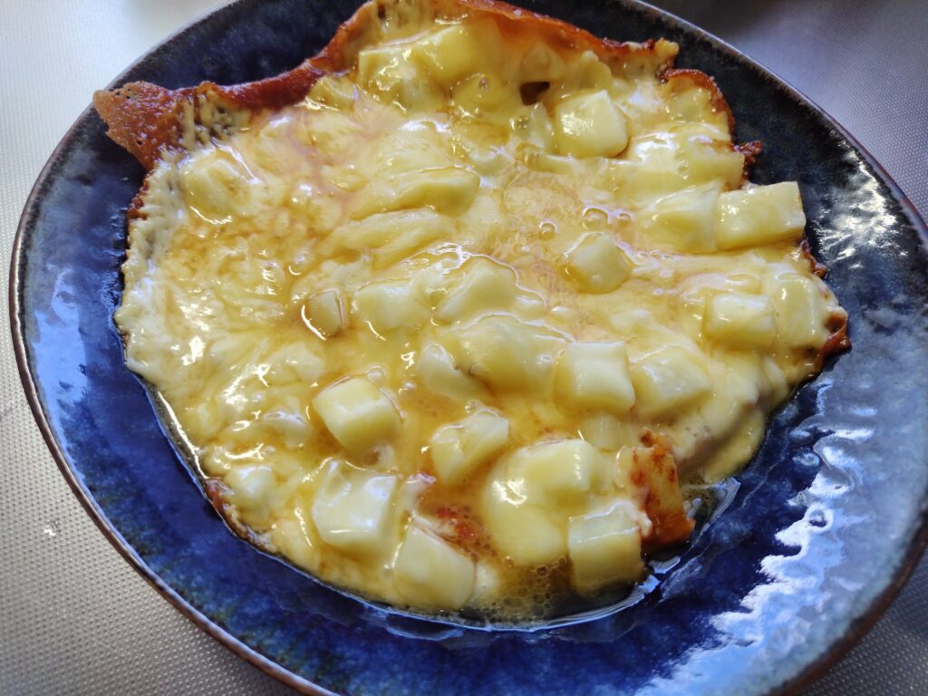 じゃがいもチーズのせ
