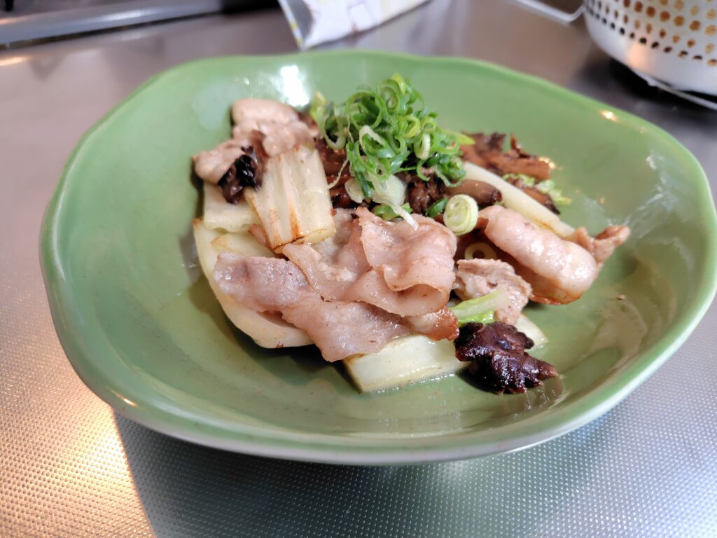 ナラタケと豚肉のバター炒め