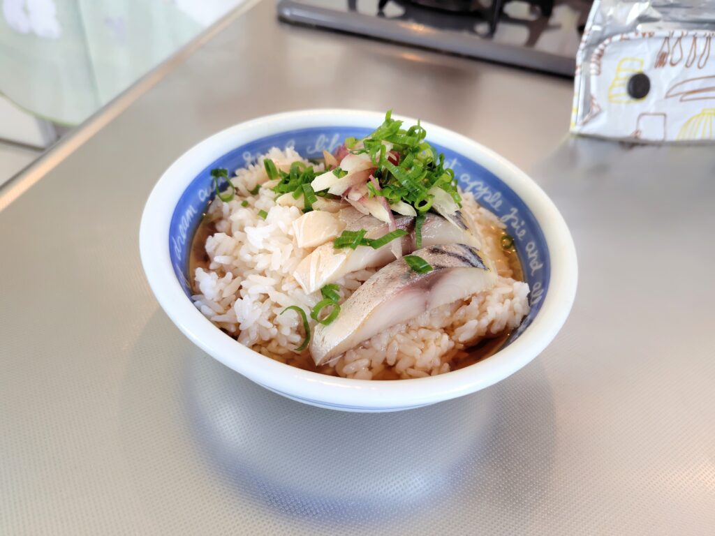 しめ鯖のウーロン茶